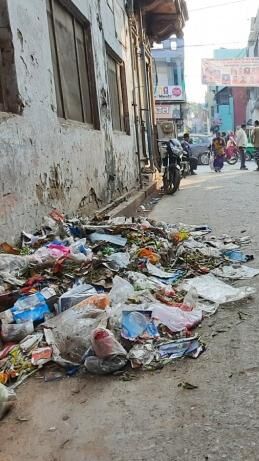 निगमायुक्त माकिन के हटने के बाद भी नहीं हुई सफाई