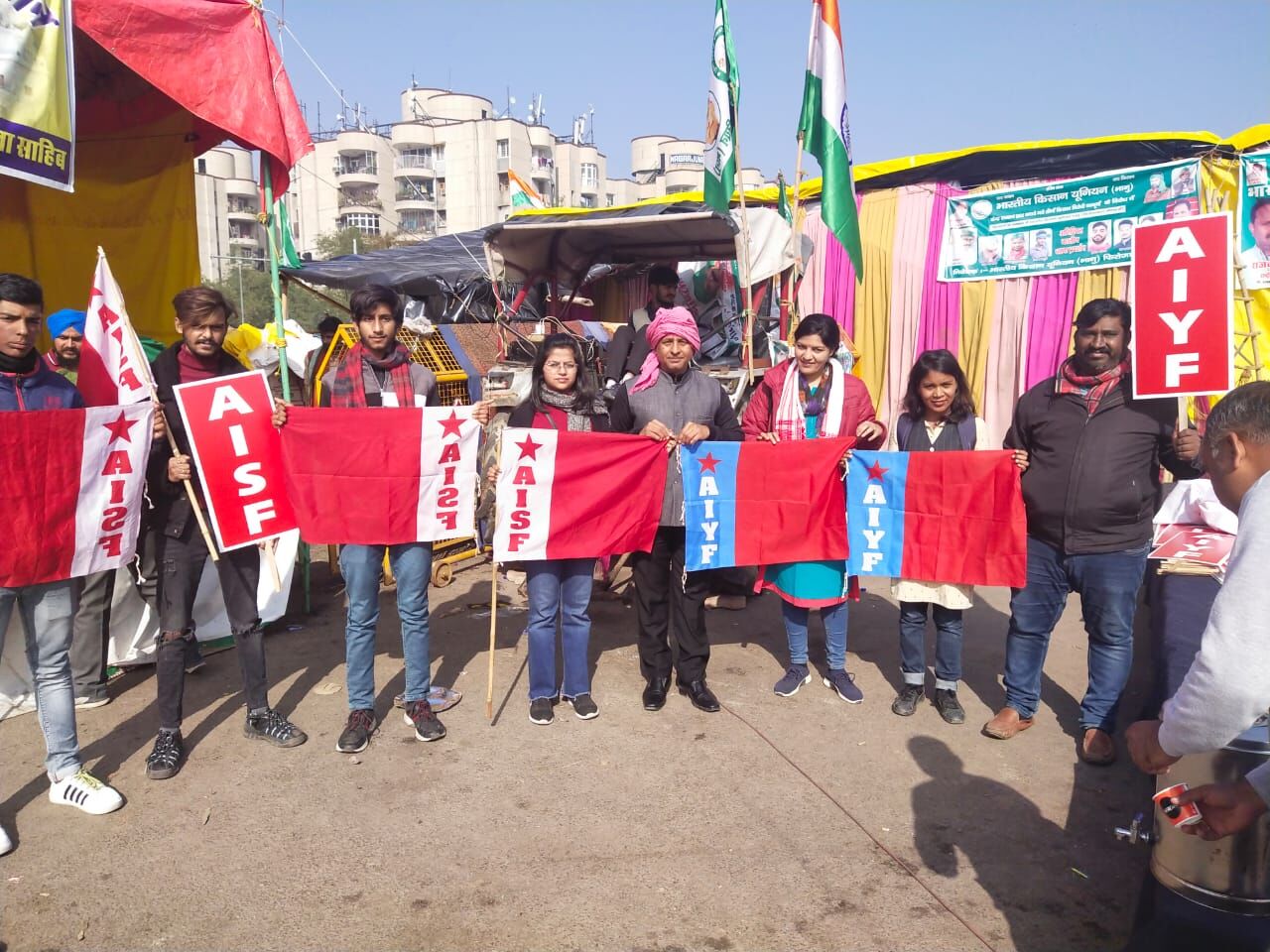 माई वे या हाईवे एक घातक सिद्धांत