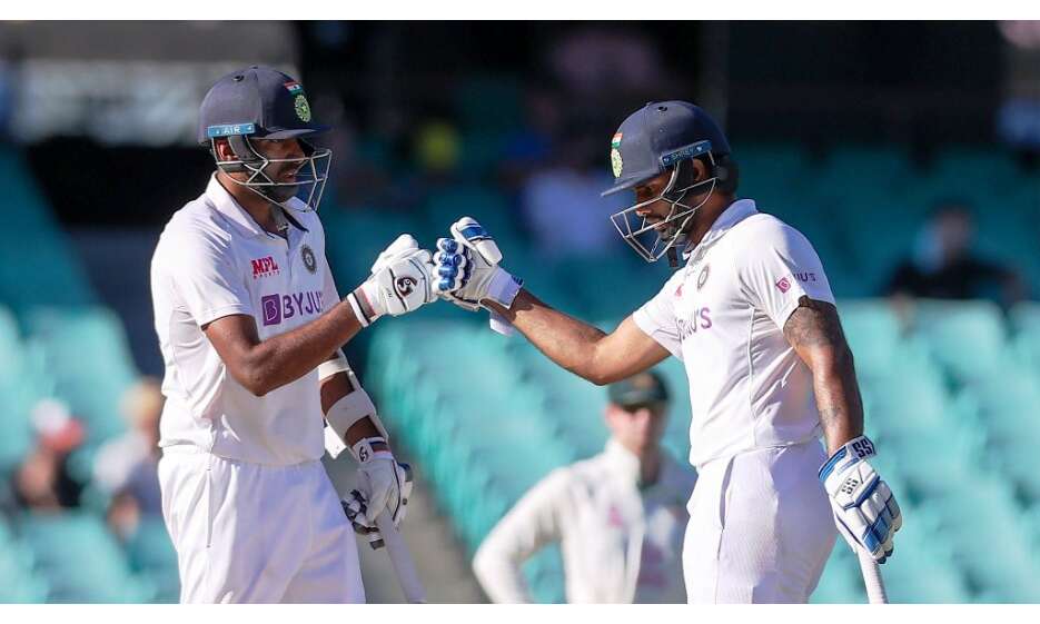 अश्विन और विहारी ने 43 ओवर बैटिंग कर मैच ड्रॉ कराया