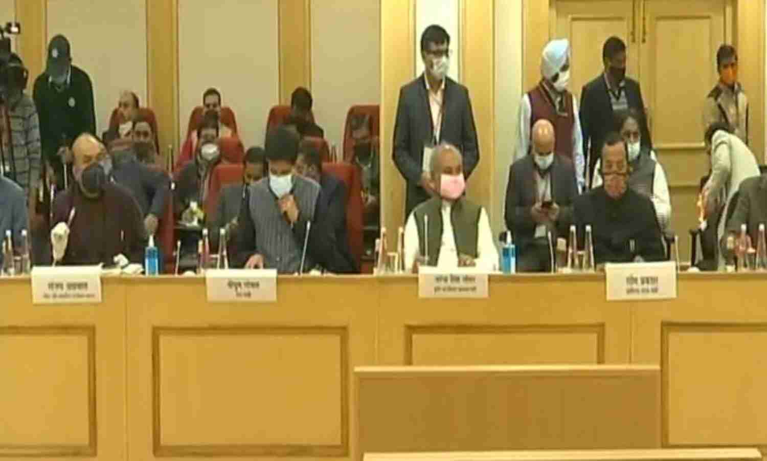 सरकार और किसानों के बीच वार्ता समाप्त, नहीं बनी सहमति