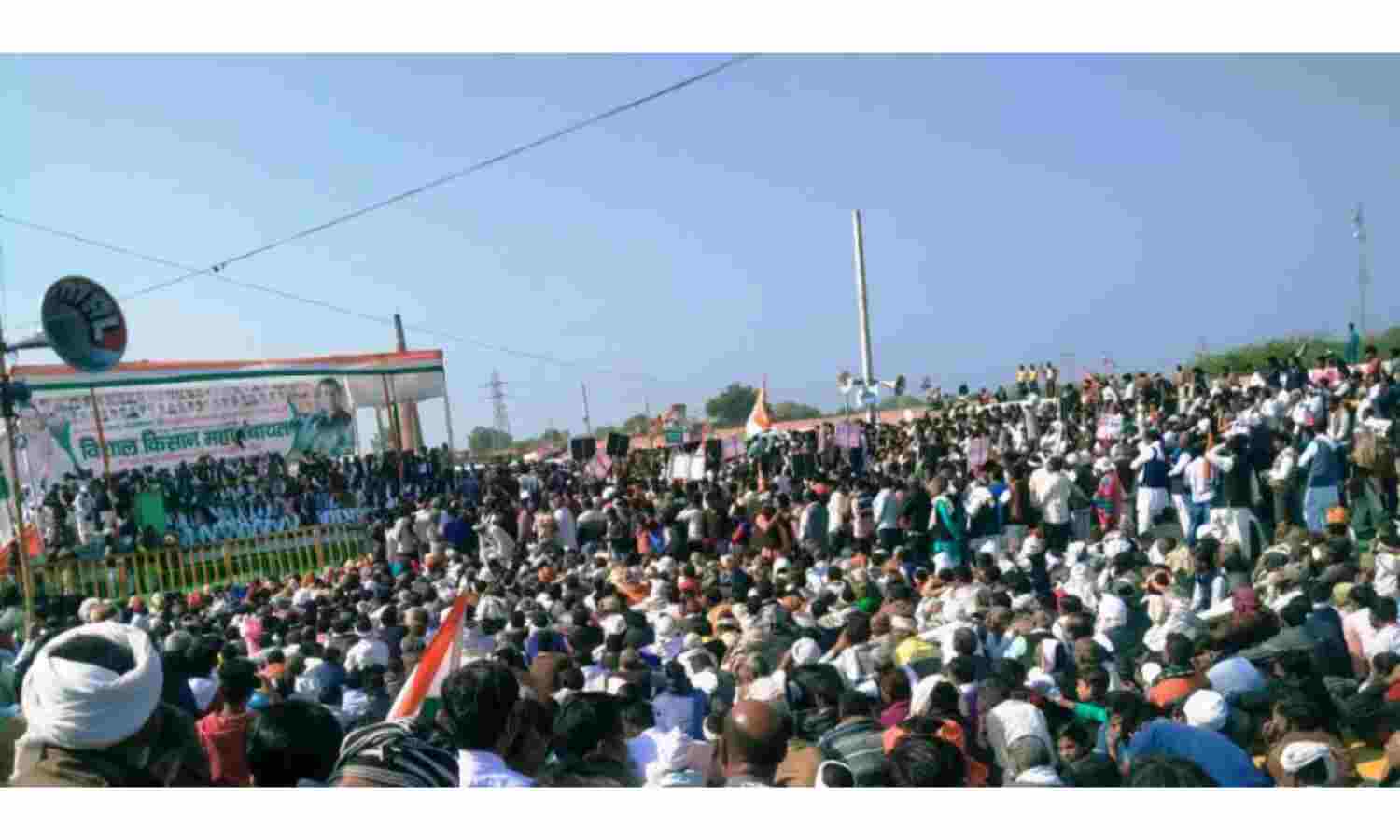 मुरैना में कांग्रेस की किसान पंचायत, कृषि कानून खेती का निजीकरण करेंगे : कमलनाथ