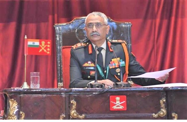 ड्रोन तकनीक से सूचना तंत्र पर हमले का खतरा बढ़ा, सरकारी मशीनरी को हो सकता है बड़ा नुकसान - सेना प्रमुख ड्रोन तकनीक से सूचना तंत्र पर हमले का खतरा बढ़ा, सरकारी मशीनरी को हो सकता है बड़ा नुकसान - सेना प्रमुख