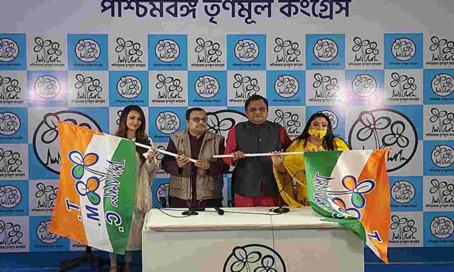 TMC में शामिल हुईं बांग्ला अभिनेत्री कौशानी मुखर्जी ने जय श्रीराम के नारे पर जताई आपत्ति TMC में शामिल हुईं बांग्ला अभिनेत्री कौशानी मुखर्जी ने जय श्रीराम के नारे पर जताई आपत्ति