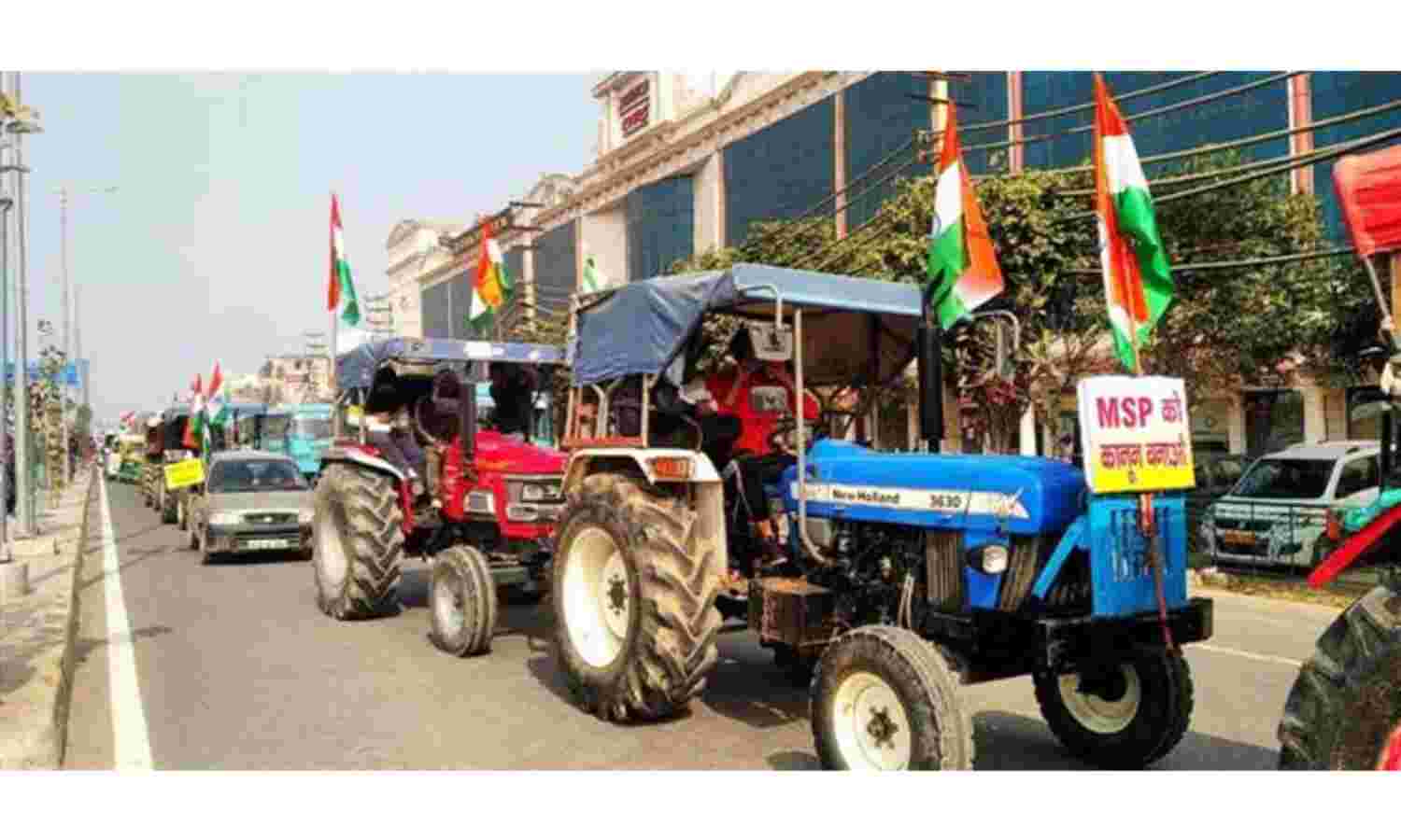 दिल्ली में कल तीन रूटों पर निकलेगी ट्रेक्टर रैली, पुलिस ने सुरक्षा बढ़ाई दिल्ली में कल तीन रूटों पर निकलेगी ट्रेक्टर रैली, पुलिस ने सुरक्षा बढ़ाई