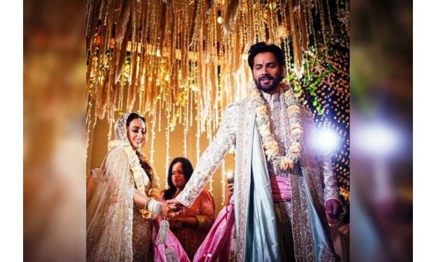 नताशा दलाल संग विवाह बंधन में बंधे वरुण धवन, सामने आई तस्वीरें