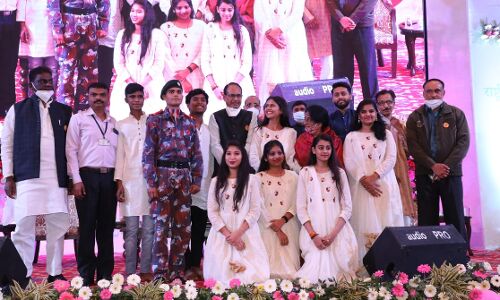 शिवराज सरकार से बालिकाओं को आसमान छूने के लिए मिलते पंख