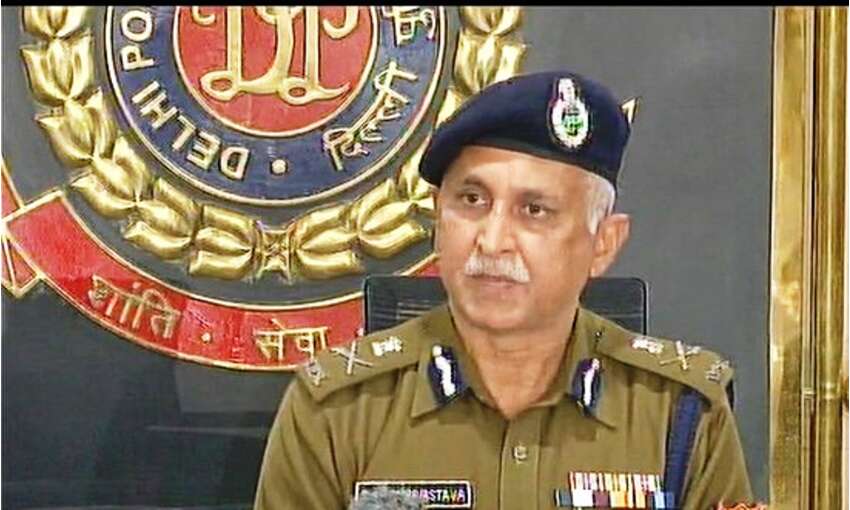 दिल्ली पुलिस कमिश्नर ने कहा- किसानों ने वादा तोड़ा, आरोपियों को बख्शा नहीं जायेगा