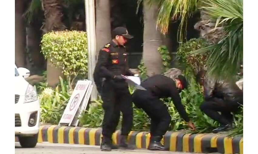दिल्ली ब्लास्ट में दो संदिग्ध ईरानियों से पुलिस ने शुरू की पूछताछ