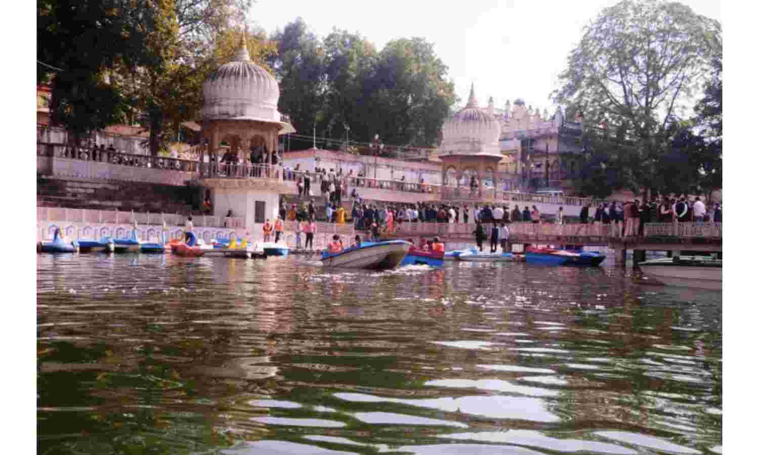 बैजाताल में शुरू हुई बोटिंग, शहरवासियों ने लिया शिकारा का आनंद