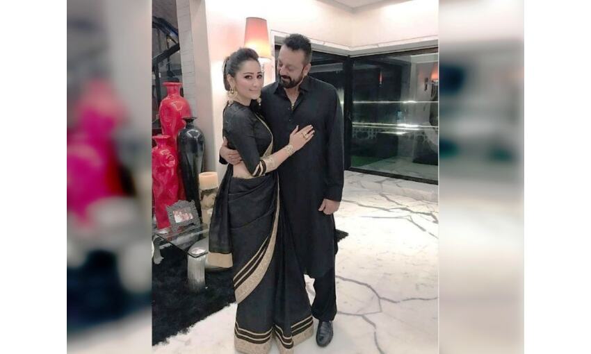 संजय दत्त ने तस्वीर शेयर कर मान्यता को दी शादी की सालगिरह की बधाई दी संजय दत्त ने तस्वीर शेयर कर मान्यता को दी शादी की सालगिरह की बधाई दी