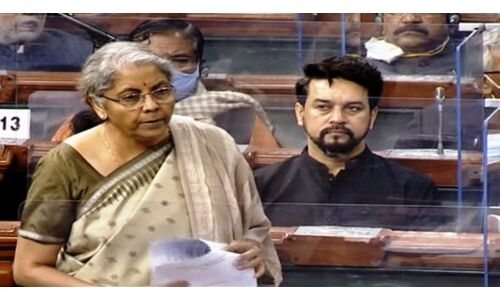 राहुल गांधी ने झूठी कहानियां बना देश की छवि खराब करने की कोशिश की : वित्तमंत्री