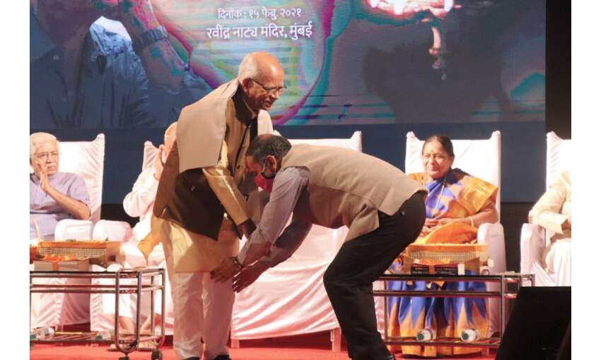 Photo/सामाजिक समरसता के नायक, मूर्धन्य पत्रकार, रमेश पतंगे जी हुए सम्मानित, देखें तस्वीरें