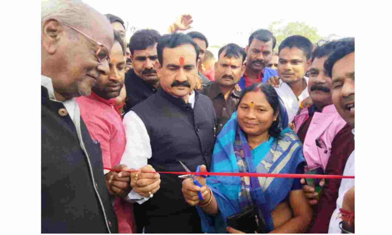 दतिया में शुरू हुआ व्यापार मेला, गृहमंत्री मिश्रा ने किया उद्घाटन