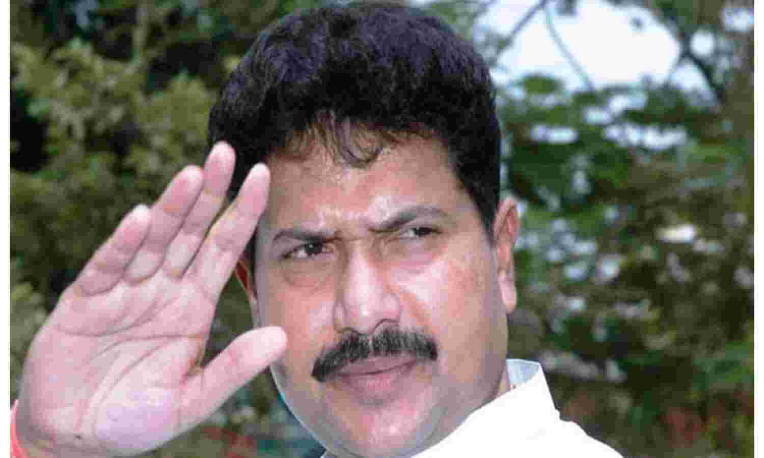 दादरा एवं नगर हवेली के निर्दलीय सांसद का शव होटल में मिला,  आत्महत्या की आशंका