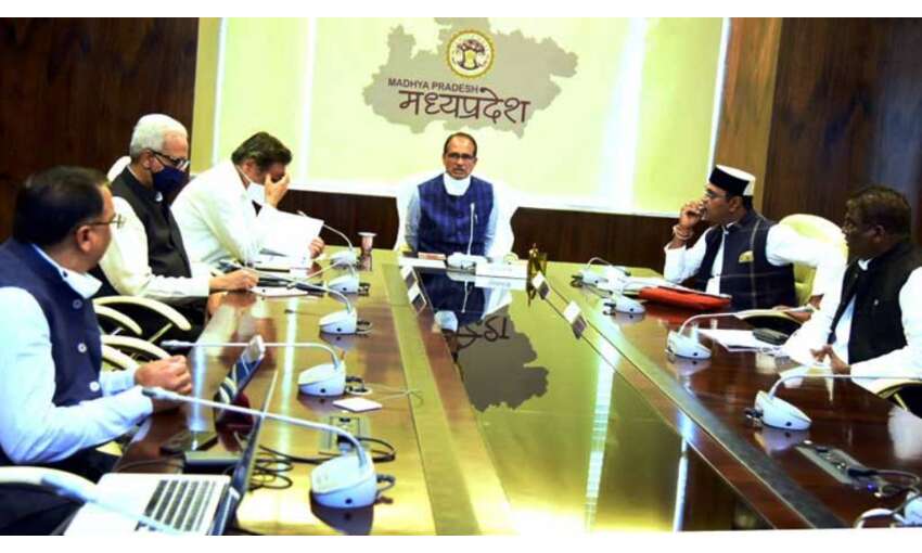 इंदौर-भोपाल में मास्क अनिवार्य, महाराष्ट्र से लगे जिलों में आने वालों की होगी जांच