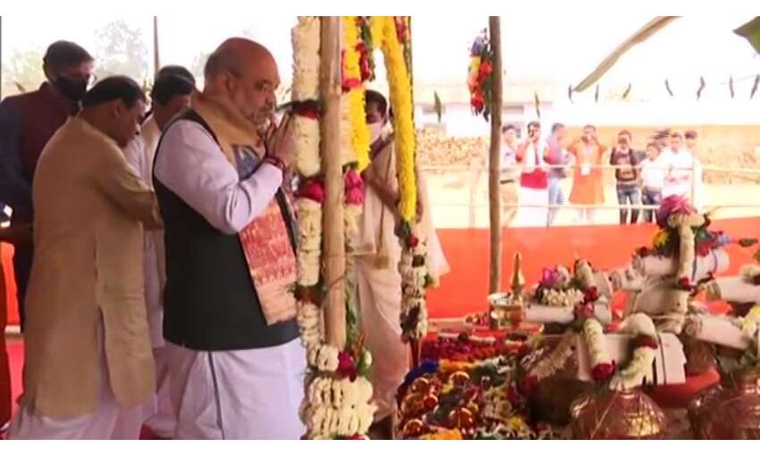 केंद्रीय गृह मंत्री अमित शाह पहुंचे असम दौरे पर,  महामृत्युंजय मंदिर में दर्शन किये