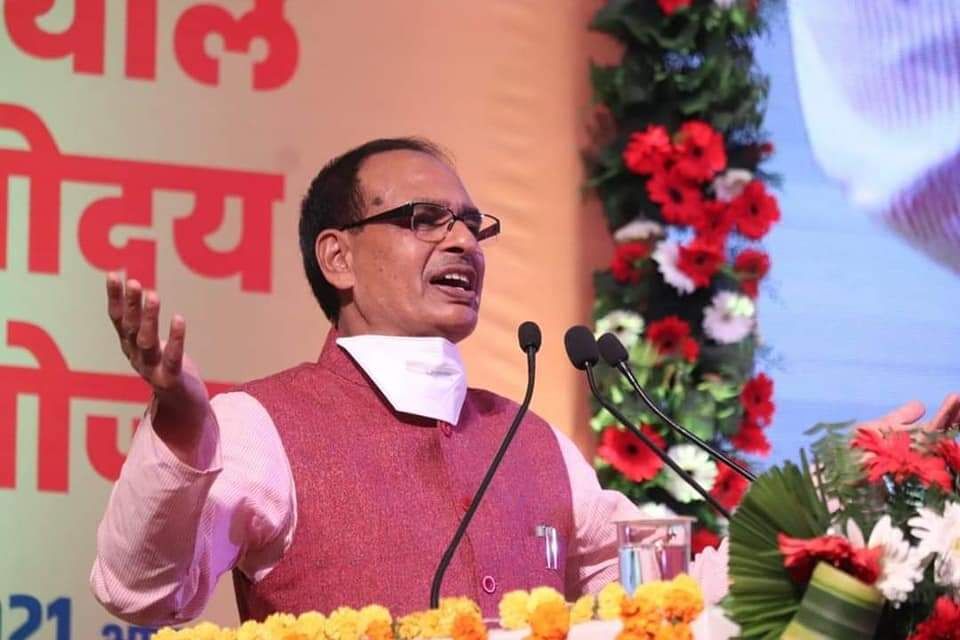 राजसत्ता को सामाजिक सरोकारों से जोड़ने वाले नायक हैं शिवराज