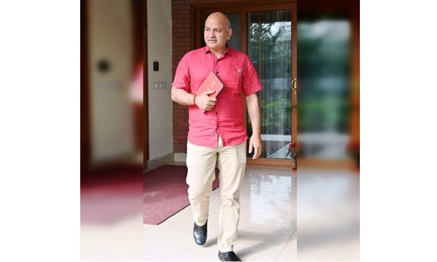 दिल्ली में मुफ्त मिलेगी कोरोना वैक्सीन, वित्तमंत्री सिसोदिया ने पेश किया बजट