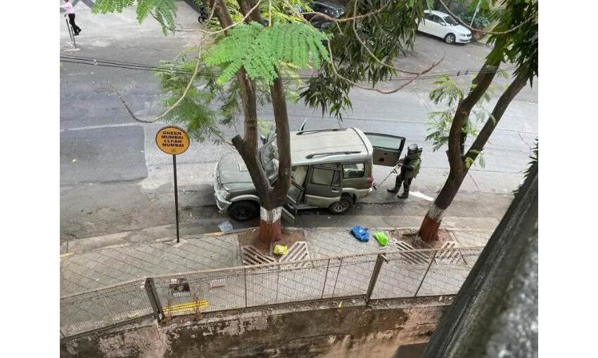 एंटीलिया के बाहर मिली विस्फोटक भरी कार की जिम्मेदारी लेने वाला टेलीग्राम चैनल तिहाड़ में बना एंटीलिया के बाहर मिली विस्फोटक भरी कार की जिम्मेदारी लेने वाला टेलीग्राम चैनल तिहाड़ में बना