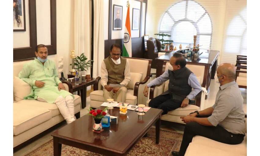 केंद्रीय स्वास्थ्यमंत्री ने दिया आश्वासन, कहा- मप्र को जितनी वैक्सीन चाहिए मिलेगी