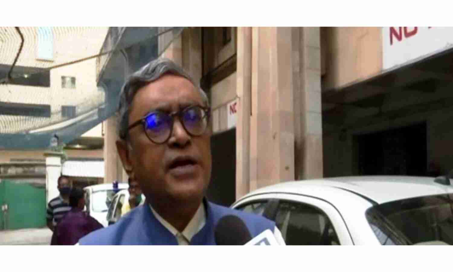 राज्यसभा सांसद स्वप्न दासगुप्ता ने दिया इस्तीफा, भाजपा से मिला टिकट