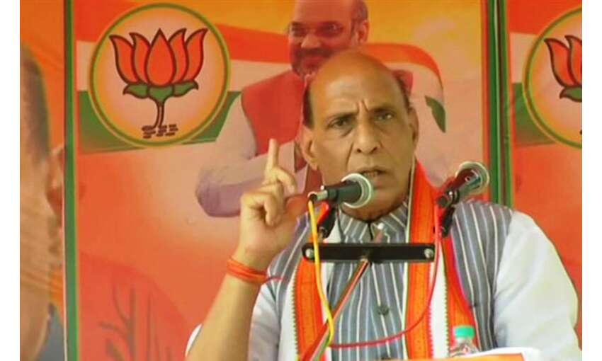 ममता बनर्जी ने 10 साल के शासन में बंगाल को बर्बाद कर दिया : रक्षामंत्री