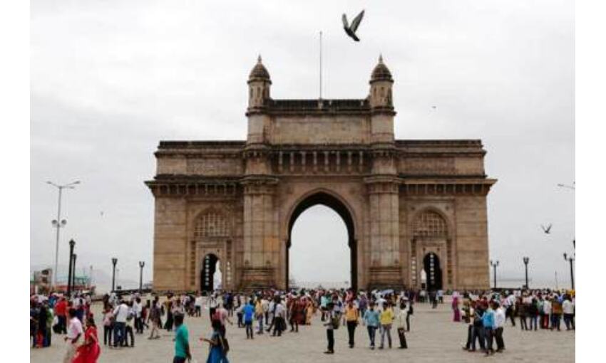 महाराष्ट्र के 20 जिले अनलॉक, मुंबई में आंशिक राहत