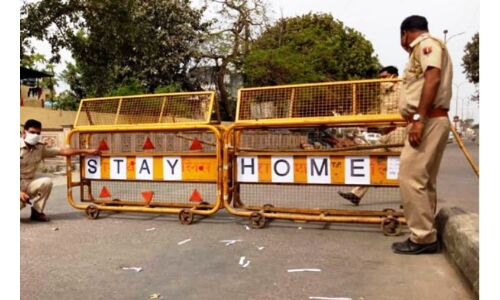 पुणे में शाम 6 बजे से सुबह 6 तक कर्फ्यू, सार्वजनिक कार्यक्रमों पर लगा प्रतिबंध