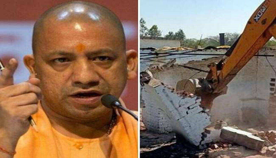 दिल्ली: भू-माफिया पर चला योगी आदित्यनाथ का बुलडोजर, सैकड़ों अवैध घर ढहाए दिल्ली: भू-माफिया पर चला योगी आदित्यनाथ का बुलडोजर, सैकड़ों अवैध घर ढहाए