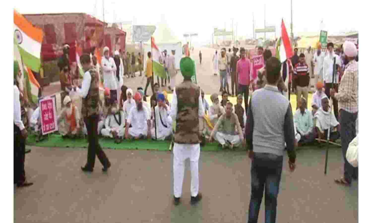 भारत बंद का दिखा मिल-जुला असर, दिल्ली में मेट्रो स्टेशन बंद,  ट्रेनें प्रभावित