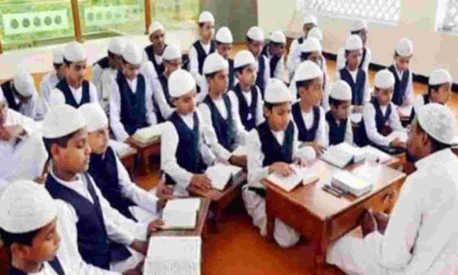 4 वर्षों में योगी सरकार ने बदल डाली मदरसों की सूरत