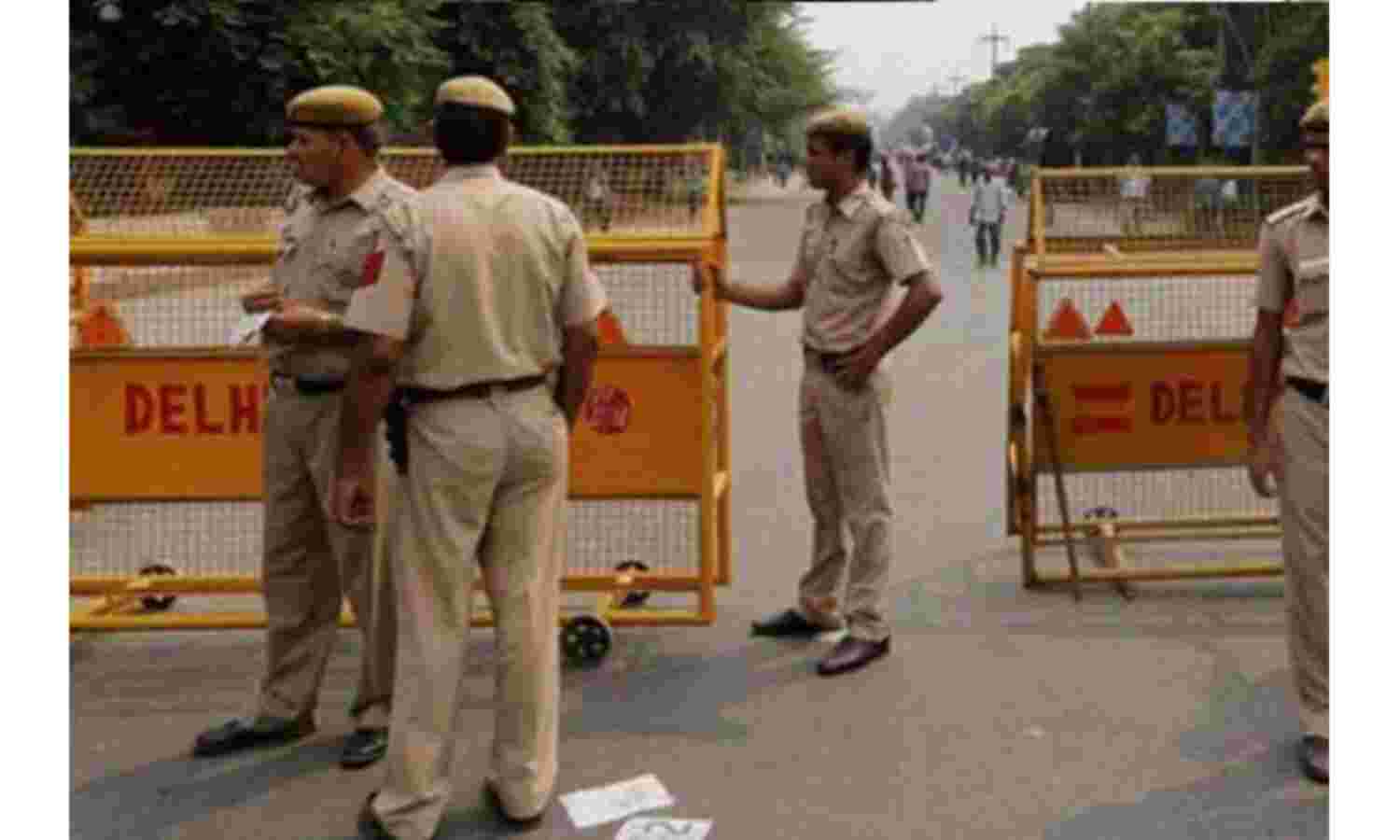 दिल्ली में रात 10:00 बजे से सुबह 5:00 बजे तक नाइट कर्फ्यू, एक दिन में 4 हजार से अधिक मरीज