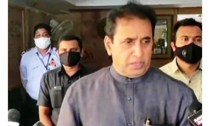 पूर्व गृहमंत्री को बचाने महाराष्ट्र सरकार ने चला दांव, SC में लगाई याचिका