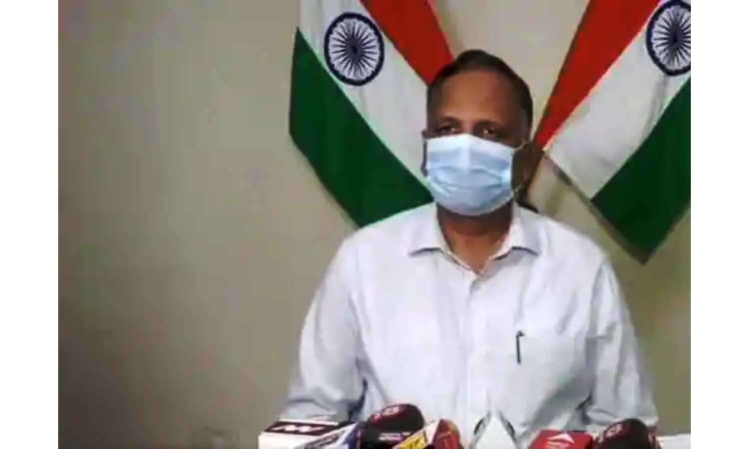 हमारे पास चार से पांच दिन के टीके बचे है : दिल्ली सरकार