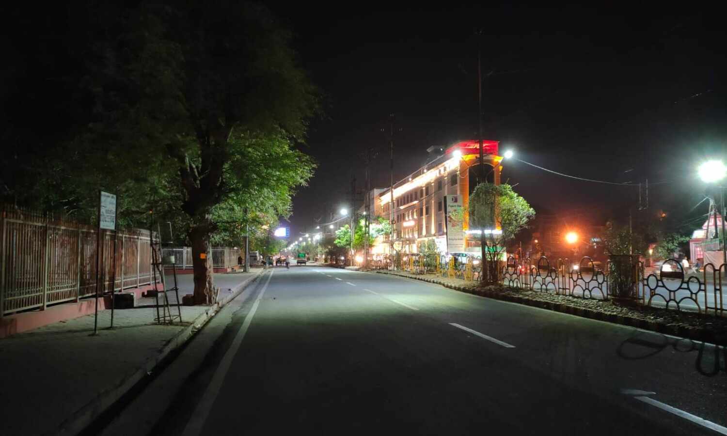 ग्वालियर में शुरू हुआ 60 घंटे का लॉकडाउन, सड़कों पर पसरा सन्नाटा