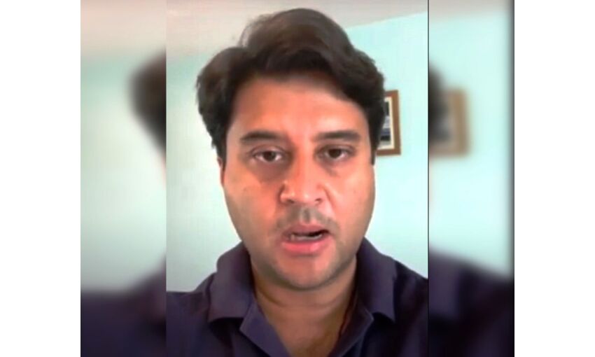 सांसद ज्योतिरादित्य सिंधिया ने कोरोना से बचाव के लिए जनता से की अपील सांसद ज्योतिरादित्य सिंधिया ने कोरोना से बचाव के लिए जनता से की अपील