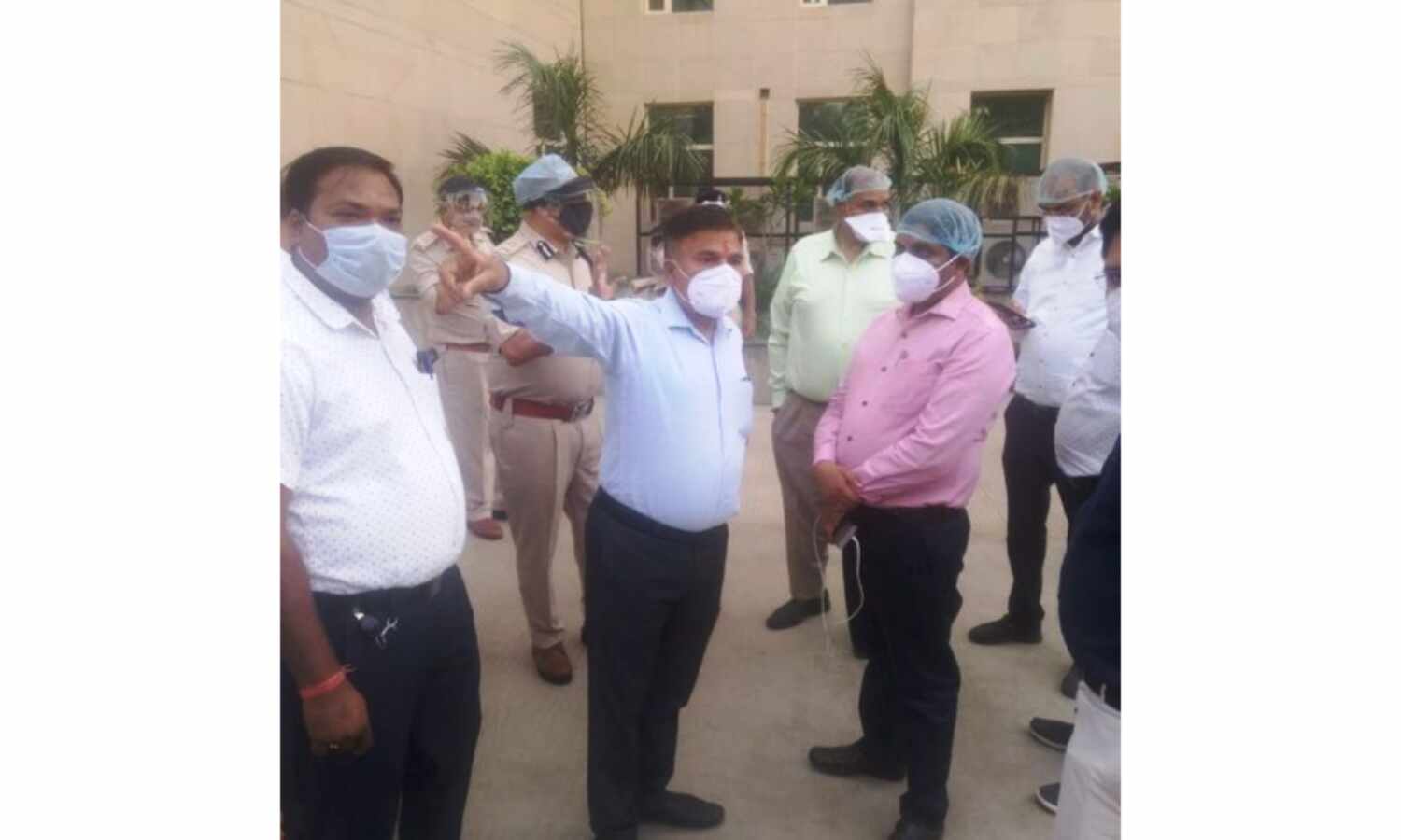 कोरोना से पीड़ित भर्ती मरीज के परिजनों को वीडियो कॉलिंग के माध्यम से कराई जायेगी बात