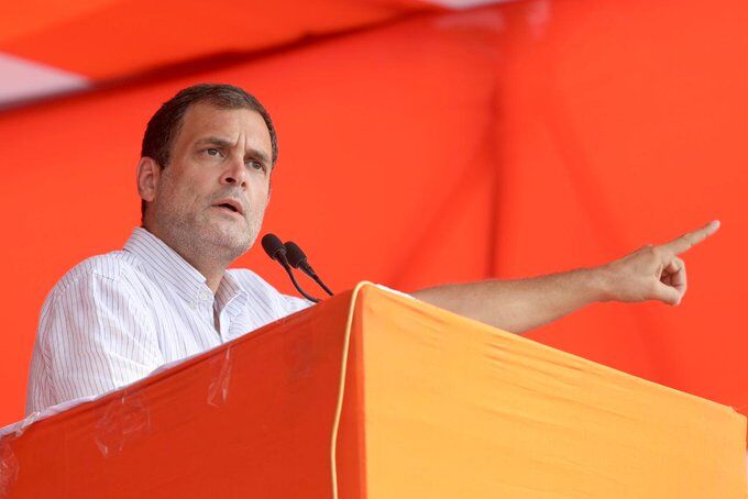 चर्चा बहुत हो चुकी अब वैक्सीन मुफ्त मिलनी चाहिए : राहुल गांधी चर्चा बहुत हो चुकी अब वैक्सीन मुफ्त मिलनी चाहिए : राहुल गांधी