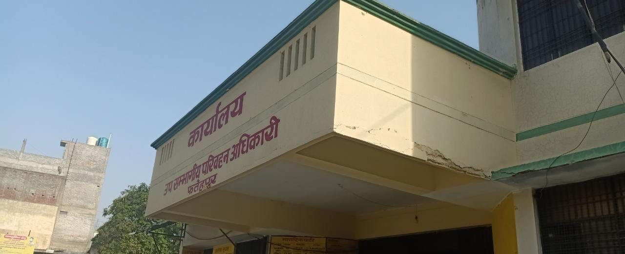 फतेहपुर: पोलिंग पार्टियों को ले जाने के लिए बसों की भारी कमी