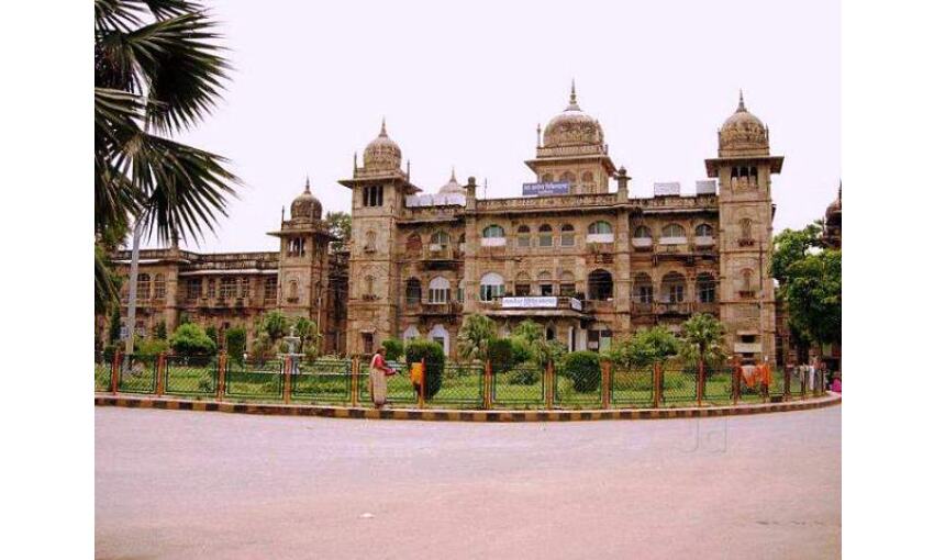 ग्वालियर में कोरोना मरीजों के इलाज के लिए ऑक्सीजन सहित पर्याप्त बैड उपलब्ध ग्वालियर में कोरोना मरीजों के इलाज के लिए ऑक्सीजन सहित पर्याप्त बैड उपलब्ध