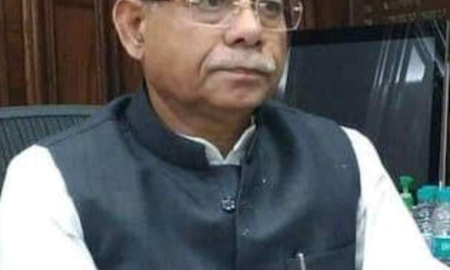 परिवार सहित राजसभा सांसद शिव प्रताप शुक्ला कोरोना की चपेट में