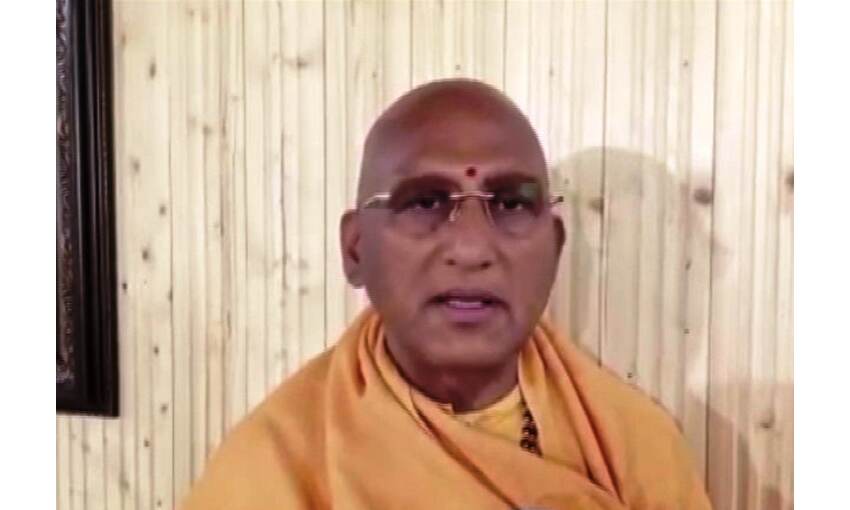 स्वामी अवधेशानंद ने पीएम से फोन पर की चर्चा, कुंभ को प्रतीकात्मक रखने की अपील मानी