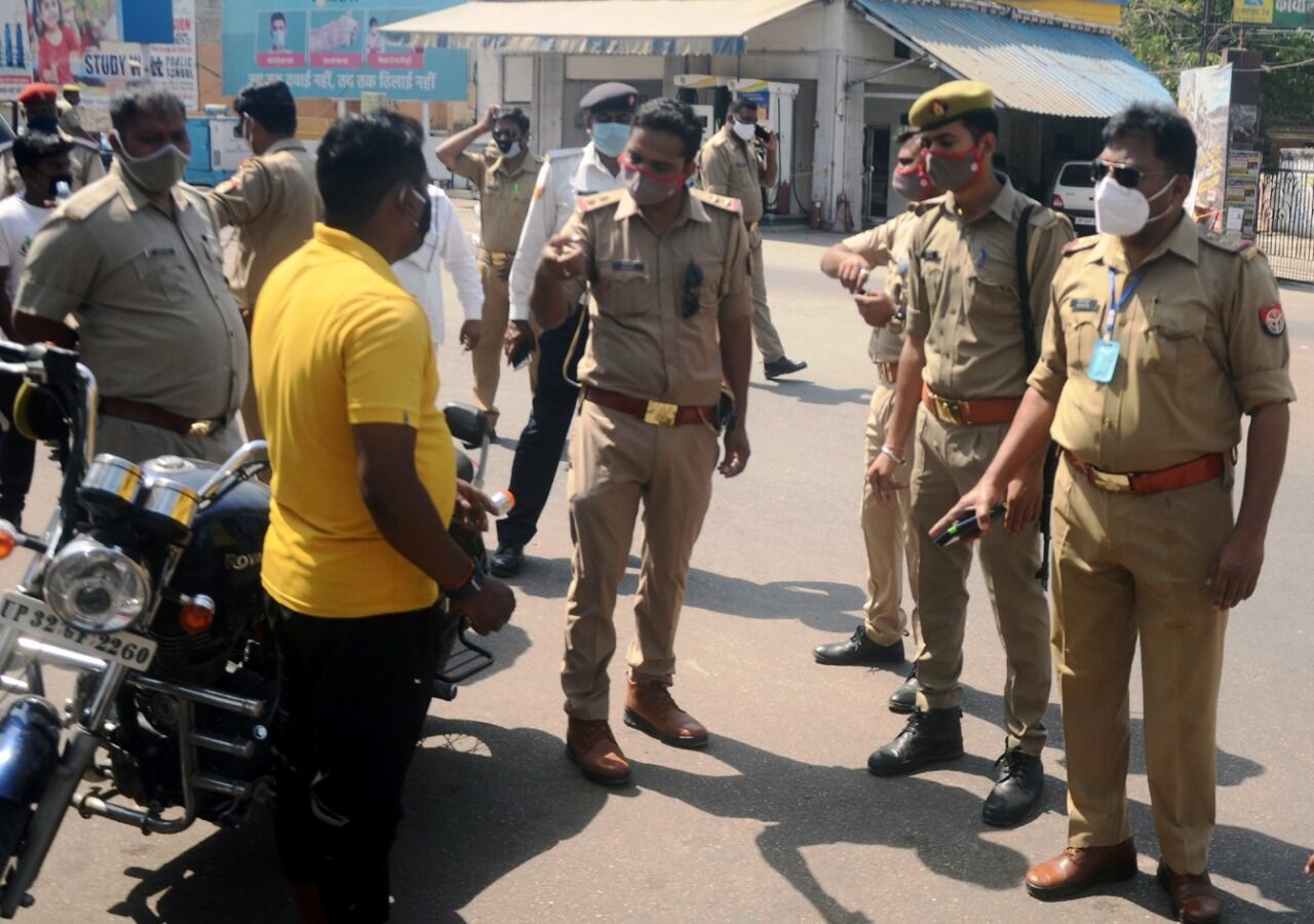 सीतापुर: वीकेंड लाॅकडाउन का दिखा मिलाजुला असर