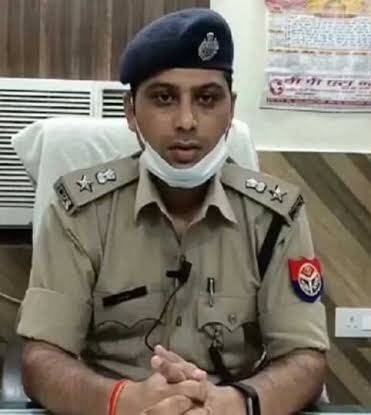 गोरखपुर: पुलिस की नई पहल, व्हाट्सएप के जरिए दर्ज कराएं शिकायतें