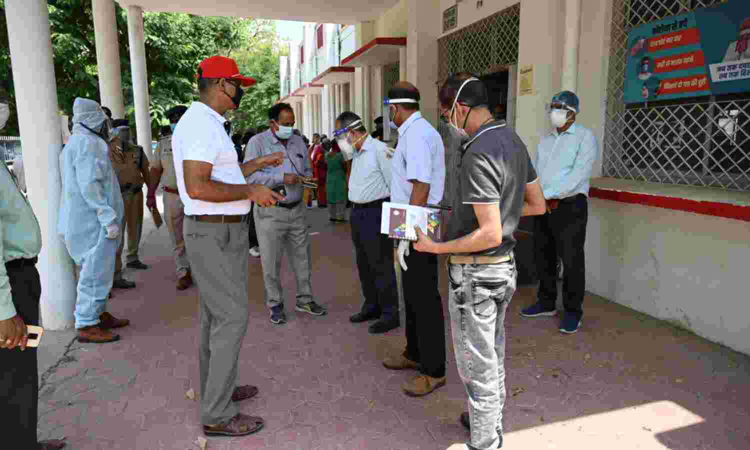 वाराणसी: रेल इंजन कारखाना में बना कोविड कंट्रोल रूम