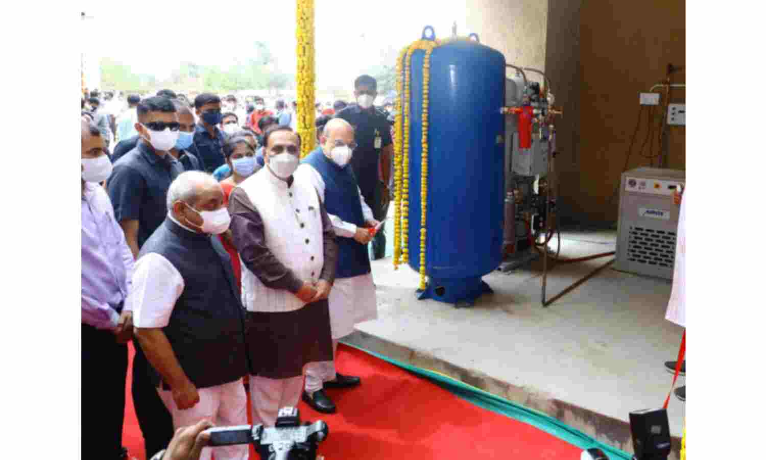 गुजरात के उपमुख्यमंत्री नितिन पटेल हुए कोरोना संक्रमित, दो दिन से गृह मंत्री के साथ गुजरात के उपमुख्यमंत्री नितिन पटेल हुए कोरोना संक्रमित, दो दिन से गृह मंत्री के साथ