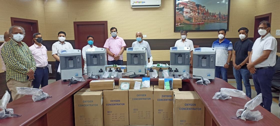 वाराणसी: मंगाए गए 75 मेडिकल आक्सीजन कंसेन्ट्रेटर-DM