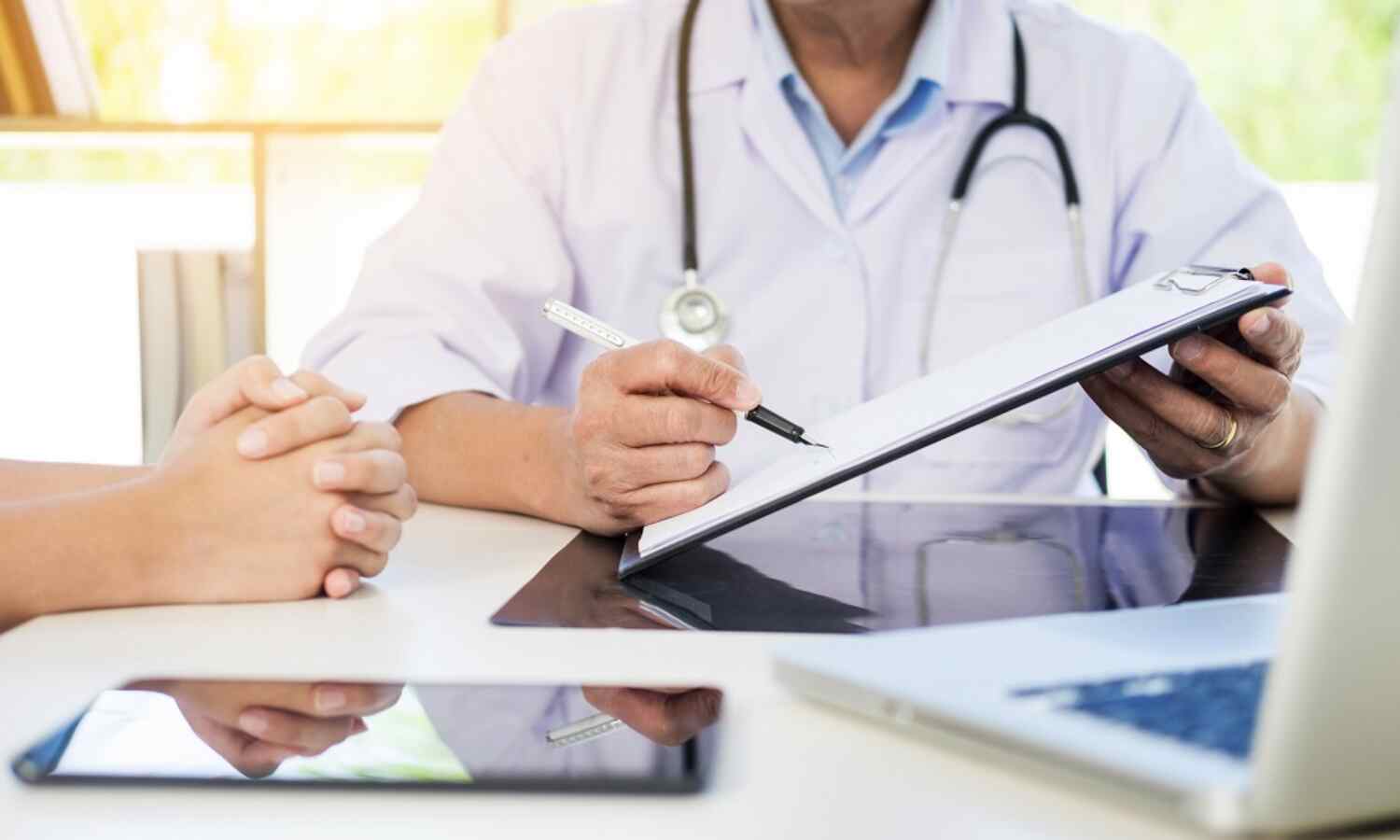 कोरोना से युद्ध : घर बैठे लीजिए केजीएमयू के विशेषज्ञों से परामर्श