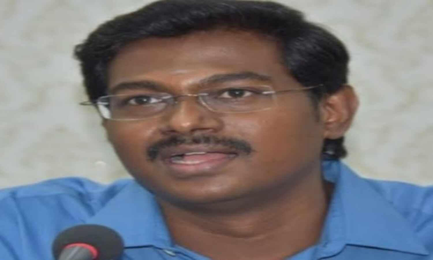 गोरखपुर: कोरोना निगेटिव रिपोर्ट देने पर ही मतगणना स्थल पर मिलेगा कर्मचारियों को प्रवेश गोरखपुर: कोरोना निगेटिव रिपोर्ट देने पर ही मतगणना स्थल पर मिलेगा कर्मचारियों को प्रवेश