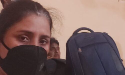 कानपुर देहात: मत पेटी चोरी का आरोप लगाकर एसडीएम को बनाया बंधक